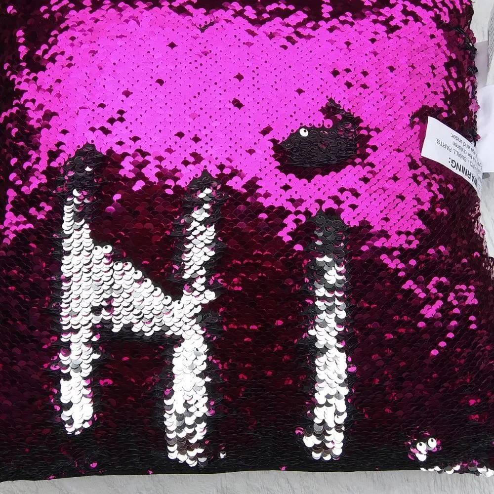 New Disney Minnie Mouse throw pillow sequins